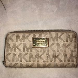 michael kors wallet
